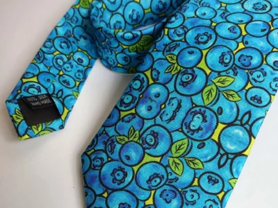 100% silk Blueberries necktie